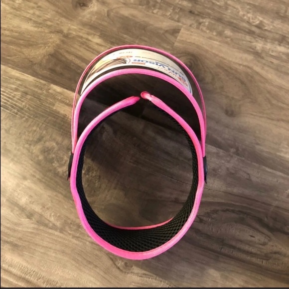 New UV Face Shield Visor Headband in Hot Pink - Picture 2 of 3